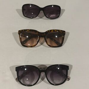 Stylish Black and Tortoise Sunglasses Set